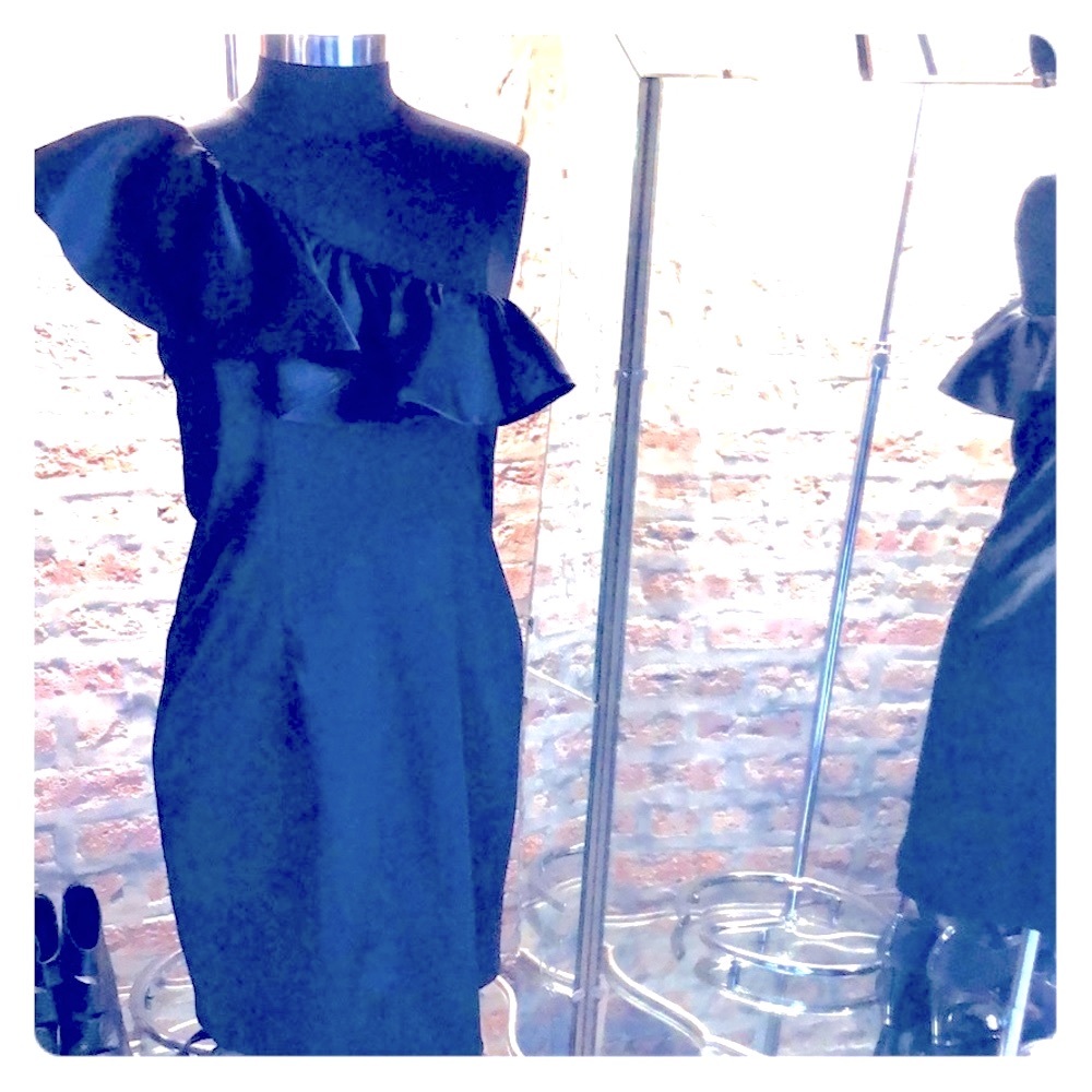 Black Satin dress by Allen B Schwartz SZ 10